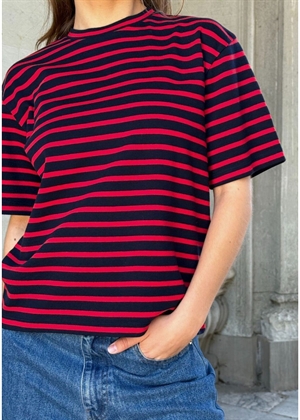 Mejse stripe tee Navy/Red Boii Studios 
